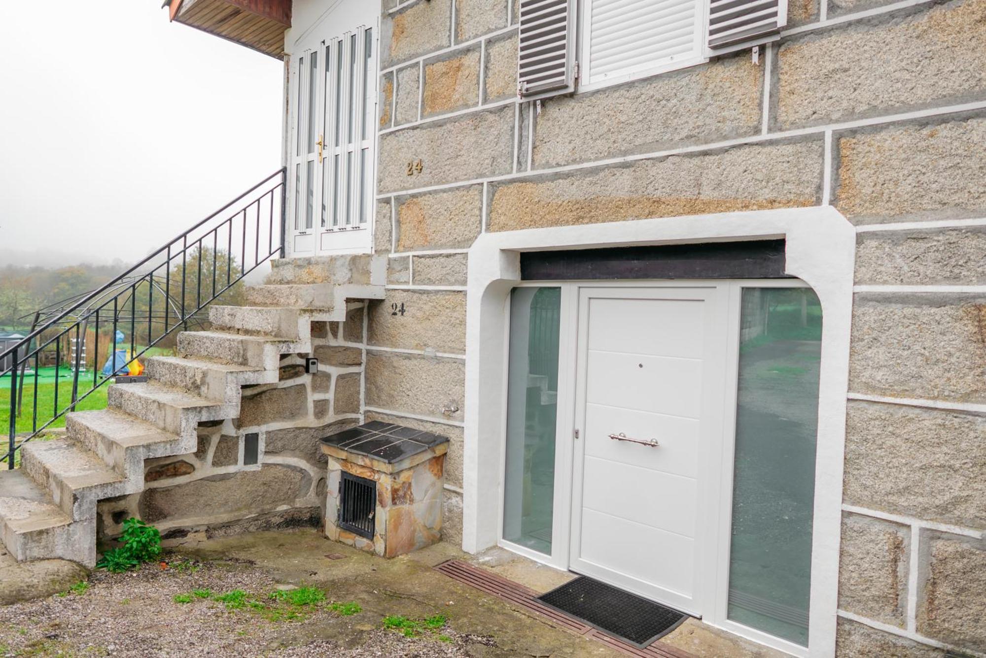 Casa Luna Rural Con Piscina Y Jardin コマルカ・デ・オウレンセ エクステリア 写真